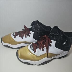 Nike Air Jordan B Loyal White Black Gold Men Sneaker Shoes CT1603-100 Size 8